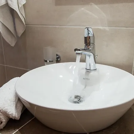 Pythari Aparthotel 5*