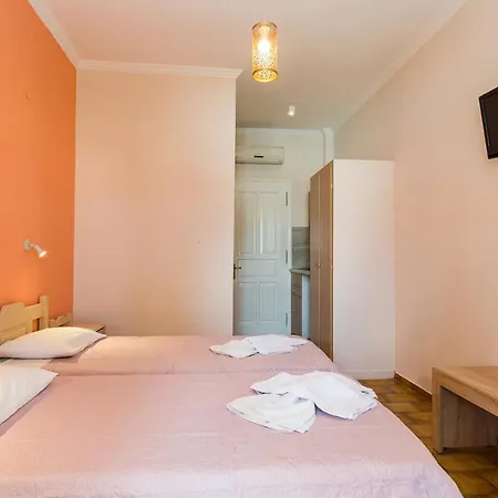 Pythari Aparthotel
